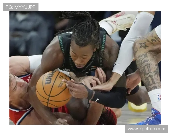 快船狂胜国王伦纳德砍26分 快船狂胜国王伦纳德砍26分